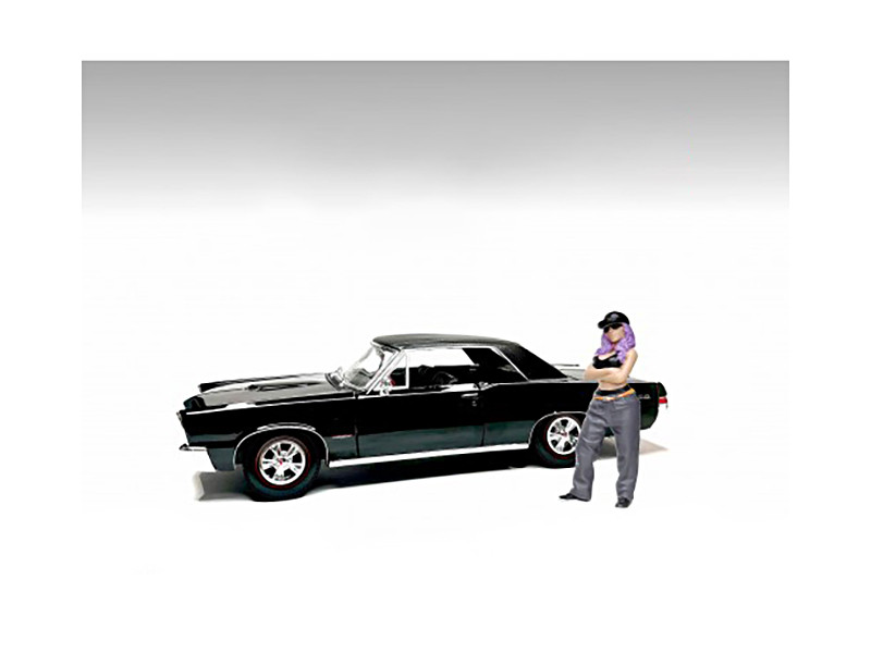"Hanging Out 3" Figure #2 for 1/24 Scale Models by American Diorama